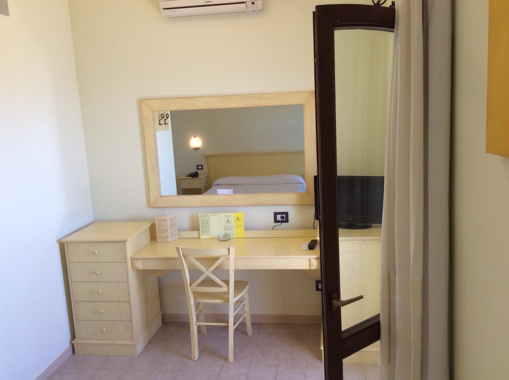 Torre Hotel - Adults Only Torre dei Corsari Ngoại thất bức ảnh