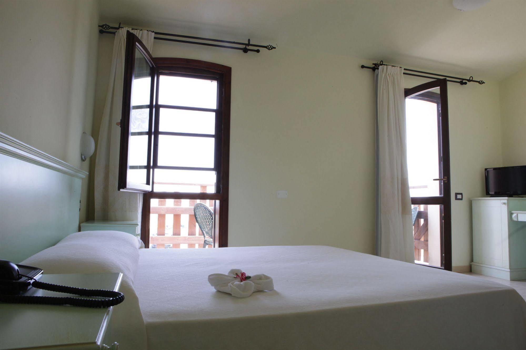 Torre Hotel - Adults Only Torre dei Corsari Ngoại thất bức ảnh
